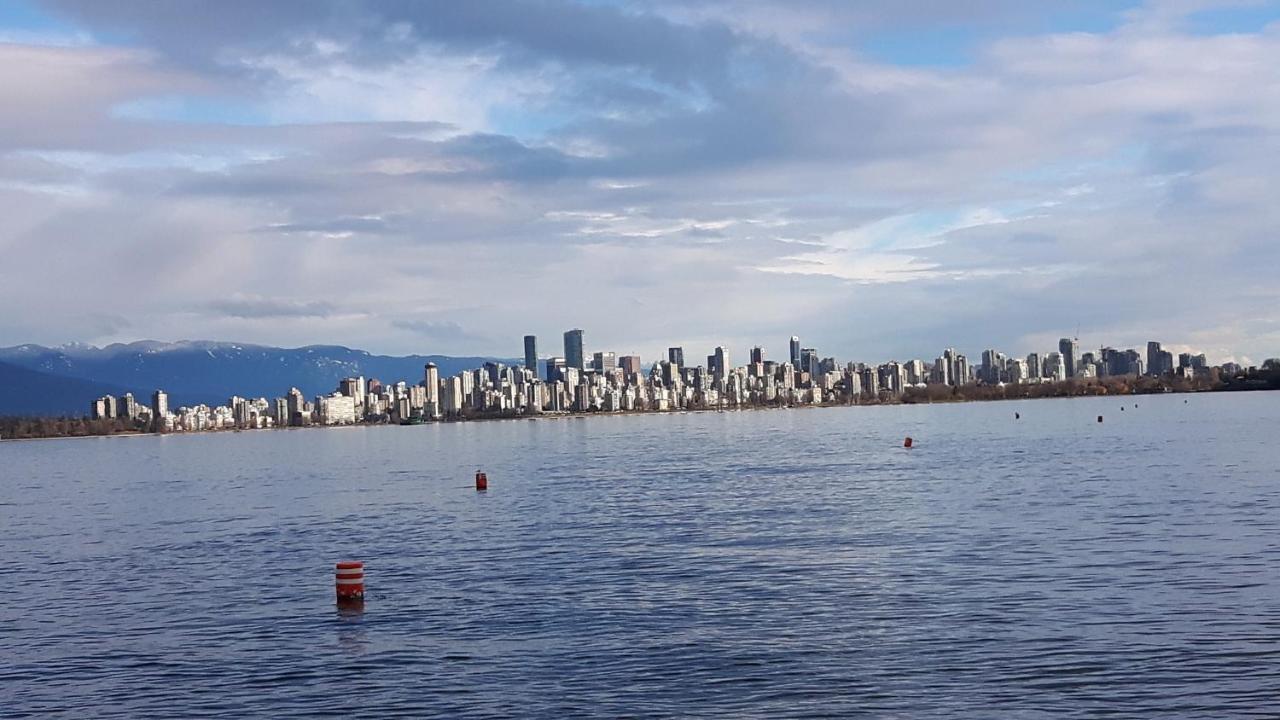 Your Alternative To A Five Star Hotel - Premium Location Vancouver Exterior foto