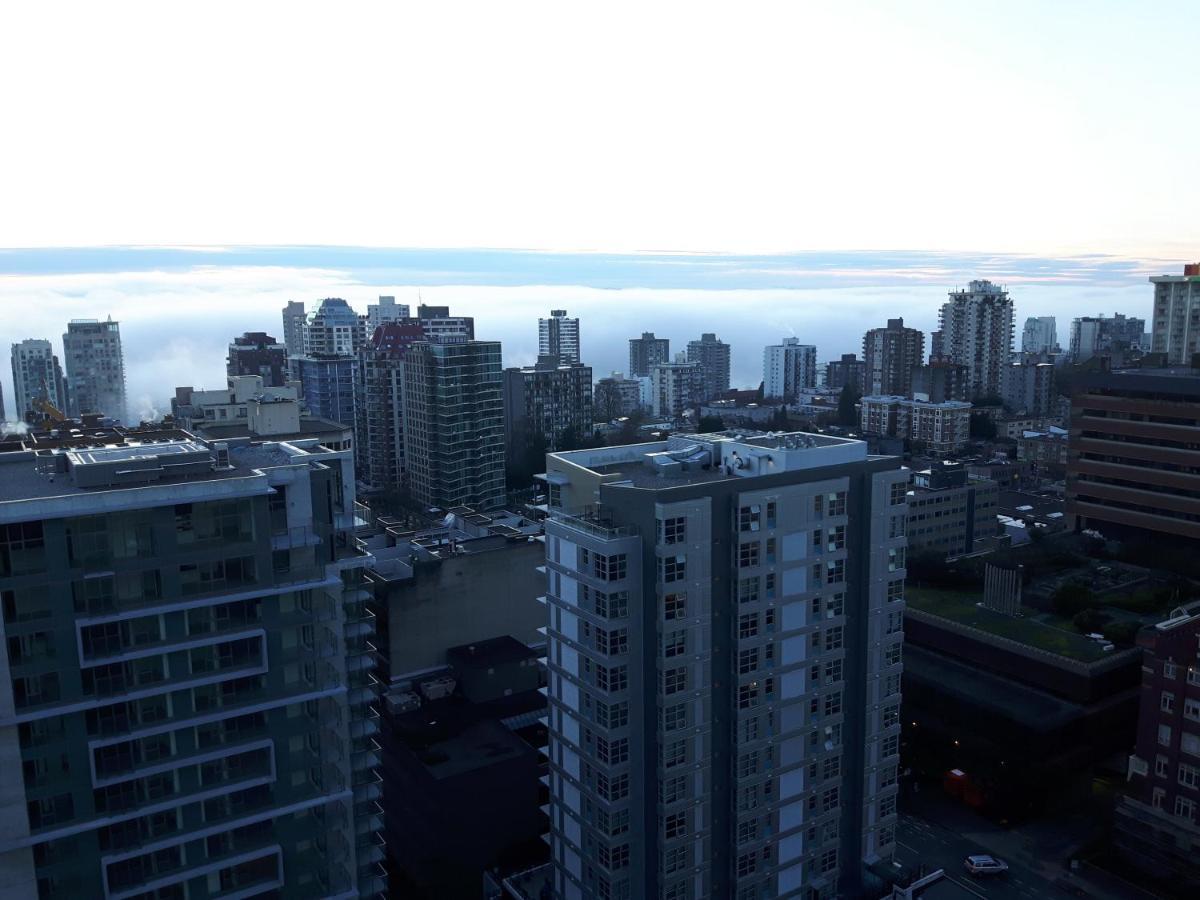 Your Alternative To A Five Star Hotel - Premium Location Vancouver Exterior foto