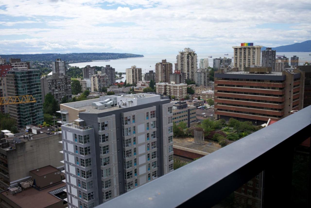 Your Alternative To A Five Star Hotel - Premium Location Vancouver Exterior foto