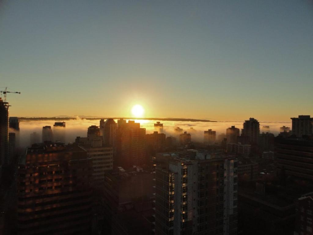 Your Alternative To A Five Star Hotel - Premium Location Vancouver Exterior foto
