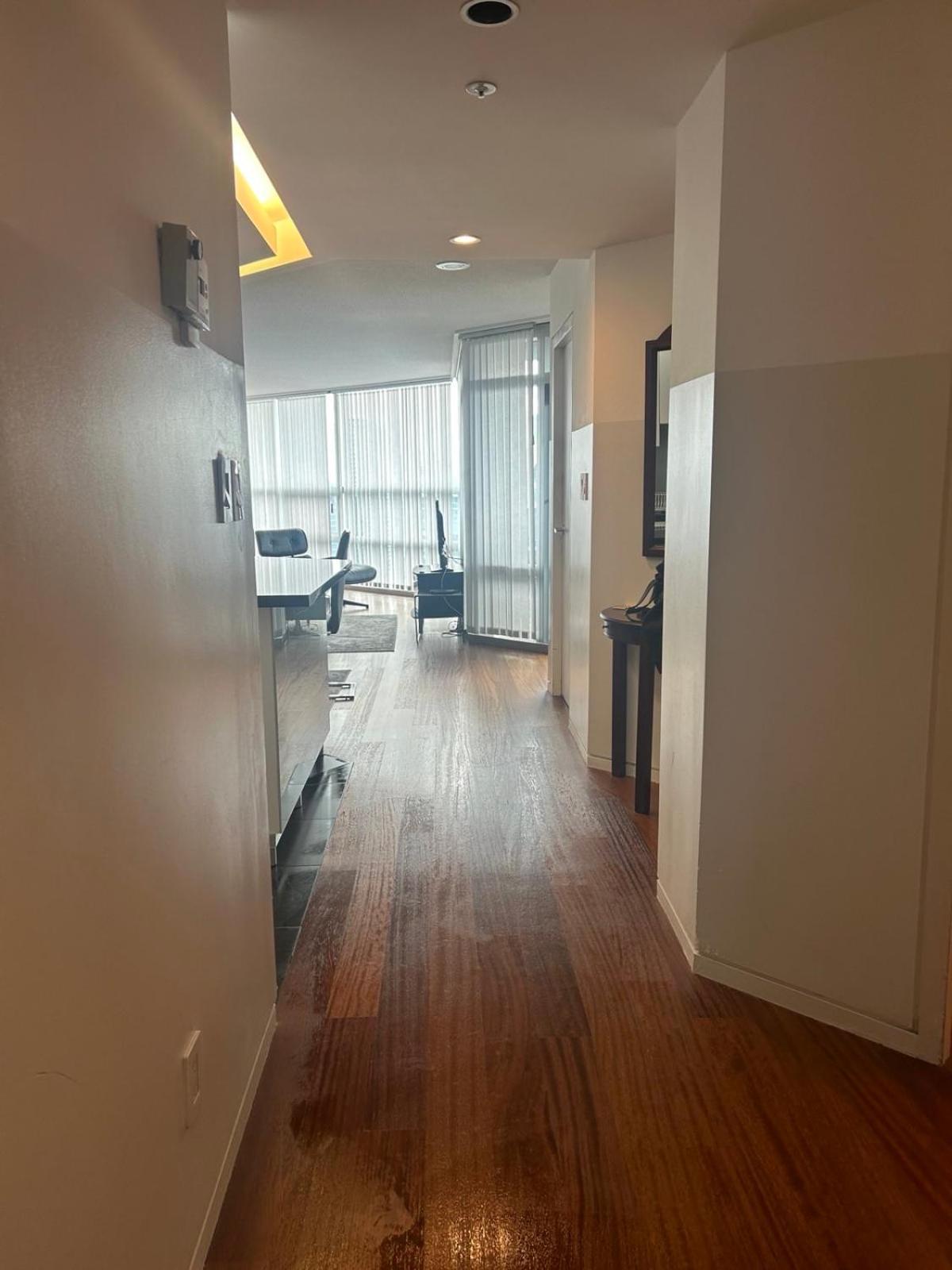 Your Alternative To A Five Star Hotel - Premium Location Vancouver Exterior foto